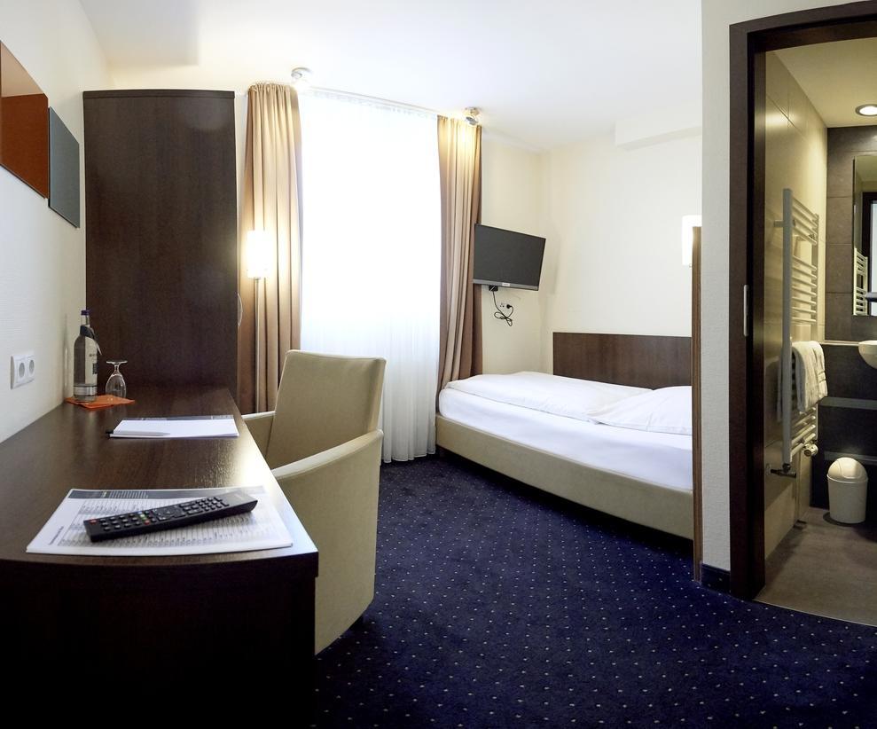 Hotel Silicium Höhr-Grenzhausen Eksteriør billede